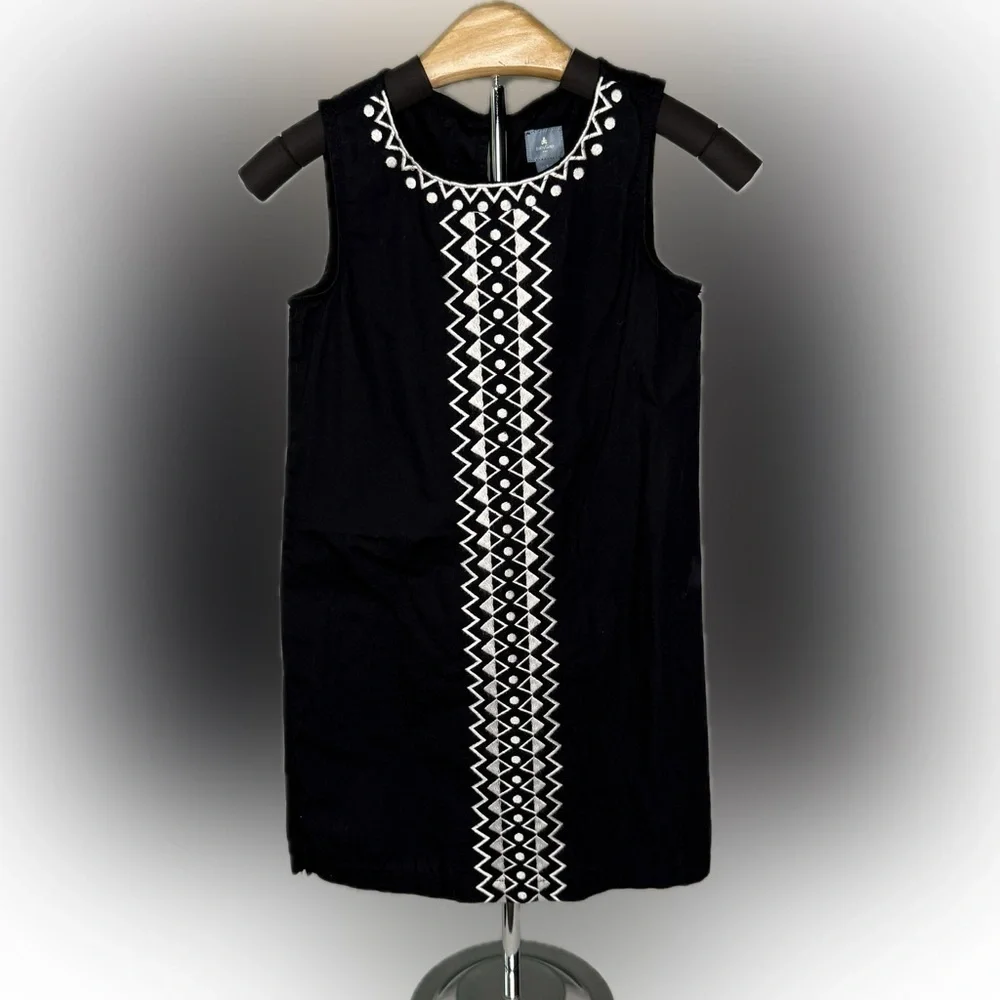 Baby Gap 5 years black with white embroidery dress
